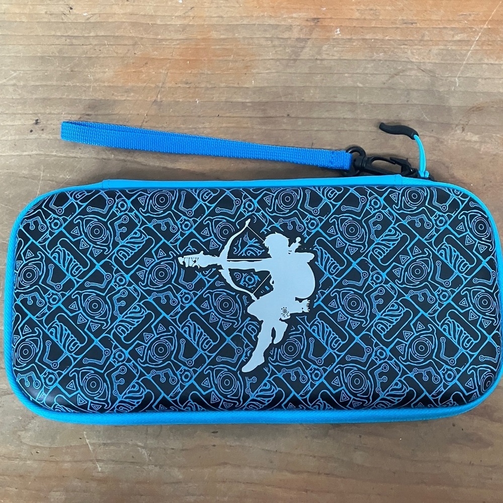 Nintendo switch stand and carry case -